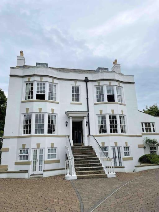 Whitehall, Thomas Turnbull Flat 3 Beautiful Apartment In Georgian House Whitby Exteriér fotografie